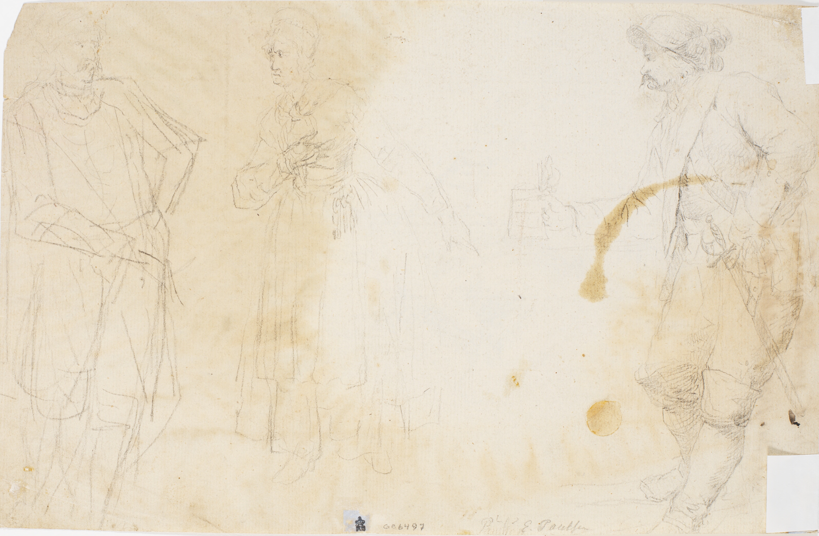 To mænd og en dame. Den ene mand holder et krus i hånden